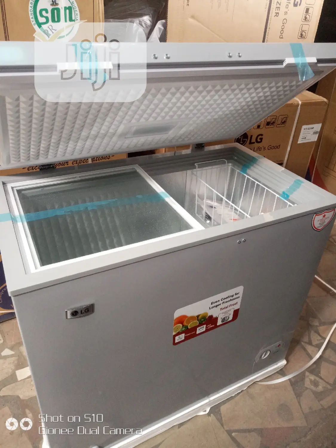 LG Chest Freezer Model FLG358D in Lekki Kitchen Appliances, Big Tee