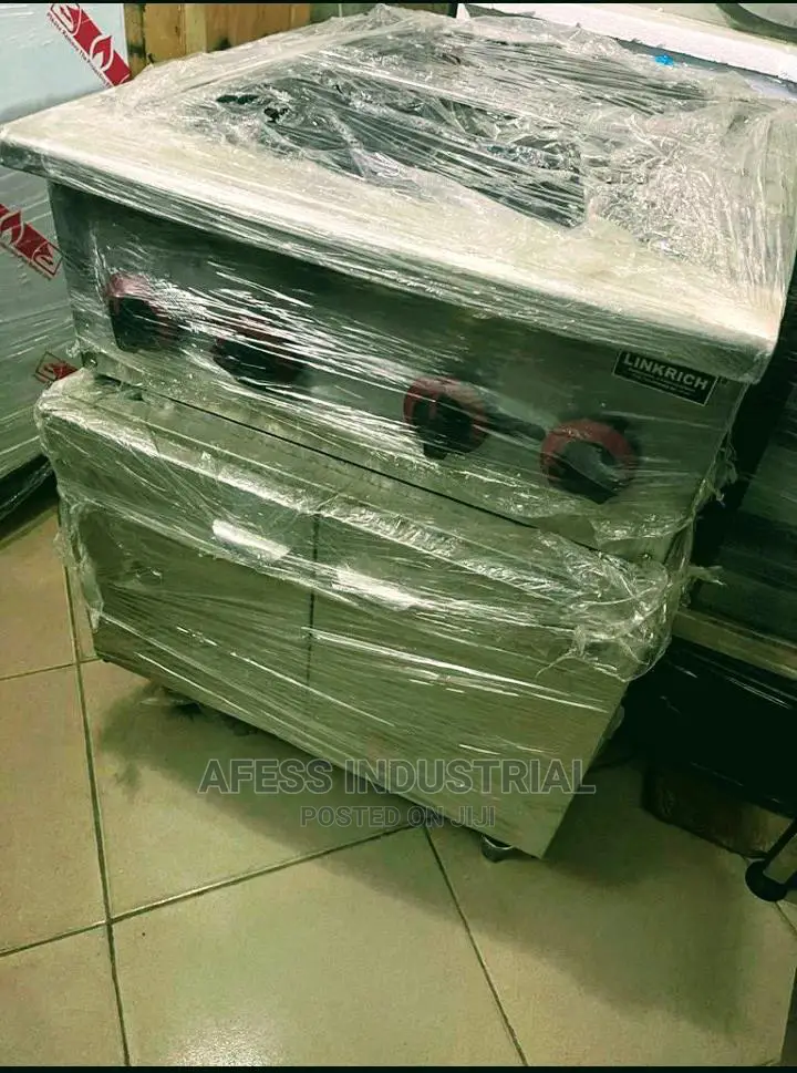 New Gas Cooker Without Oven 4 Burners 550k in Ojo Restaurant
