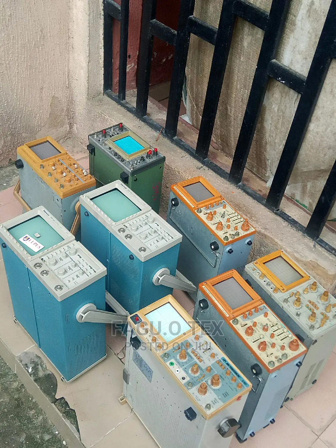 20mhz 40mhz Oscilloscope ( London Used ) in Ikeja Medical Supplies