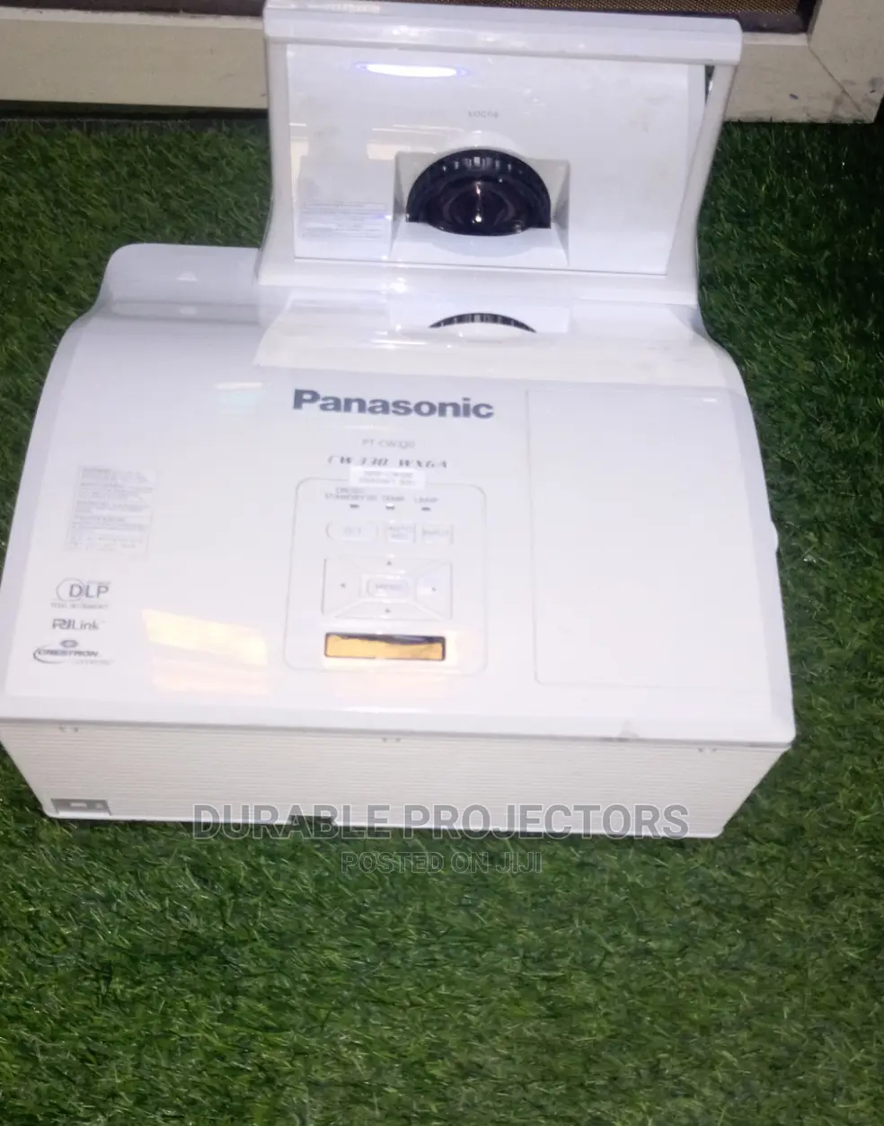 Ultra Short Throw Digital Daylight Hd Projectors Lagos Ikeja in Ikeja