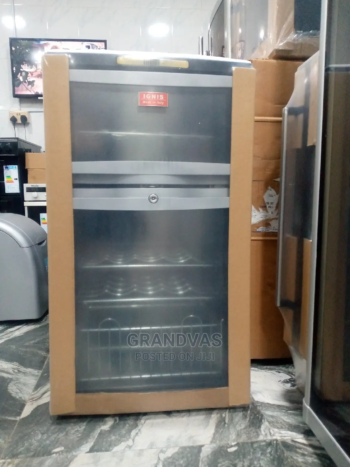 Wine Chiller Table Display Fridge in Ojo Store Equipment, Grandvas