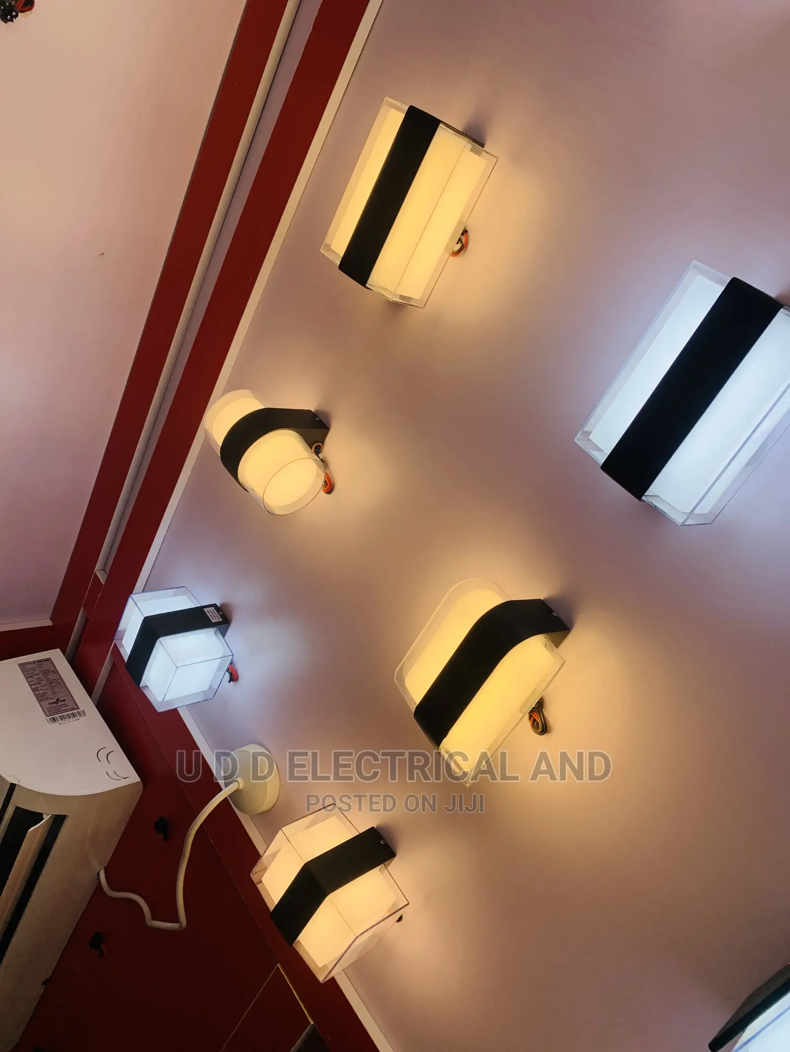 LED Security Outdoor Wall Bracket Lights in Ojo Home Accessories