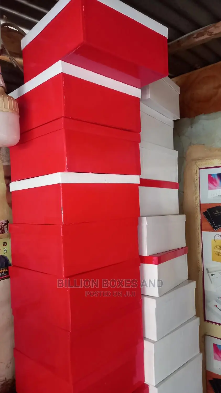 Beautiful Christmas Gift Boxes Sizable for Large Collections in Ikeja