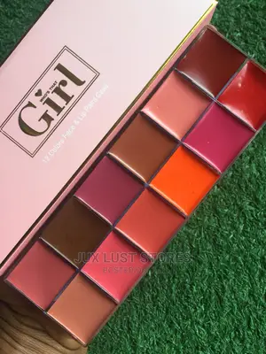 Photo - Girls Matte Lipstick Pallet