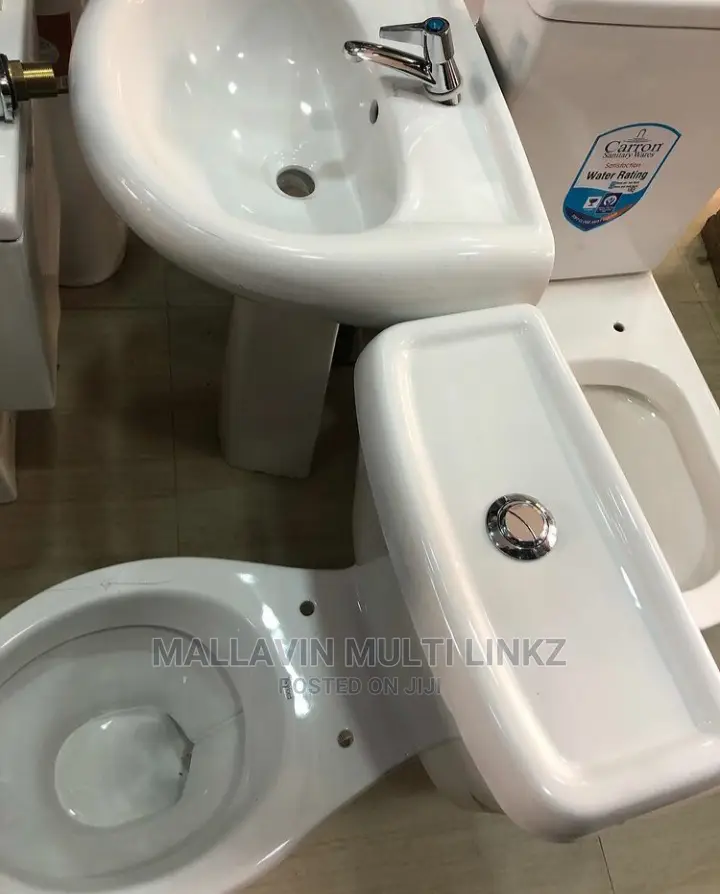 Quality Twyford Top Flush Toilet Seat (Water Closet). in Mushin