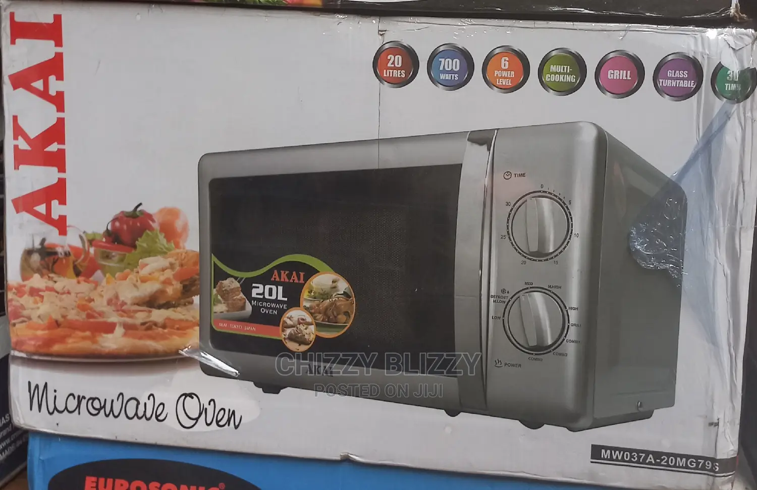 Akai Microwave Oven With Grill Function in Lagos Island (Eko) Kitchen