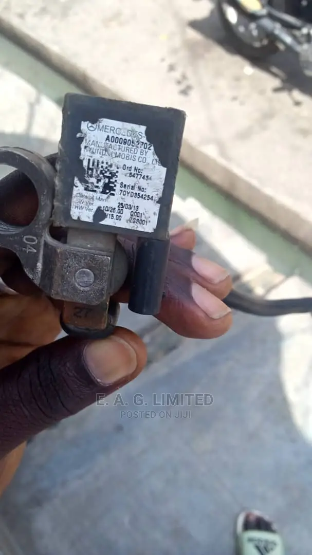 MERCEDES BENZ Battery Terminal Sensor in Surulere Vehicle Parts