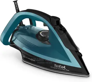 Photo - Tefal Ultraglide Anti-Calc Plus FV5873 Steam Iron